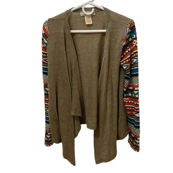 Flying Tomato Aztec Print Sleeve Open Cardigan Size Large - Picture 1 of 4